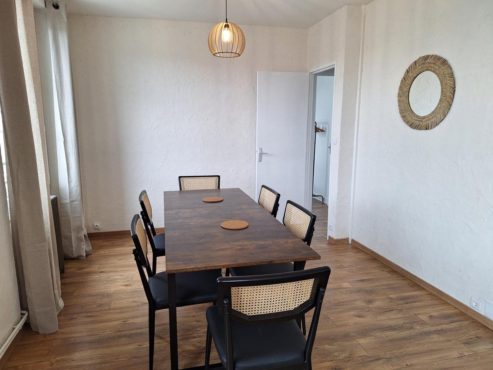 2 Appartements 6 Personnes Orleans Centre - Proche Gare Sncf Exterior foto